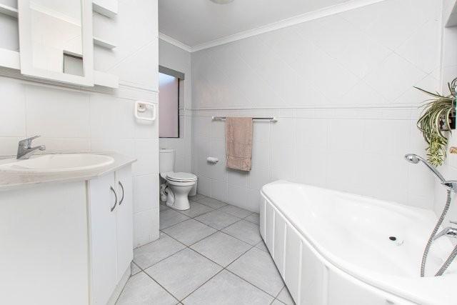 5 Bedroom Property for Sale in Mossel Bay Golf Estate Western Cape
